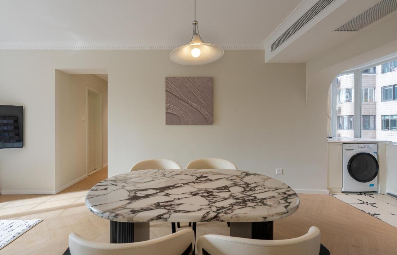 Ehub - Wukang Building 3bedroom In Bustling Commercial Area, 10m Away From Subway Shanghai