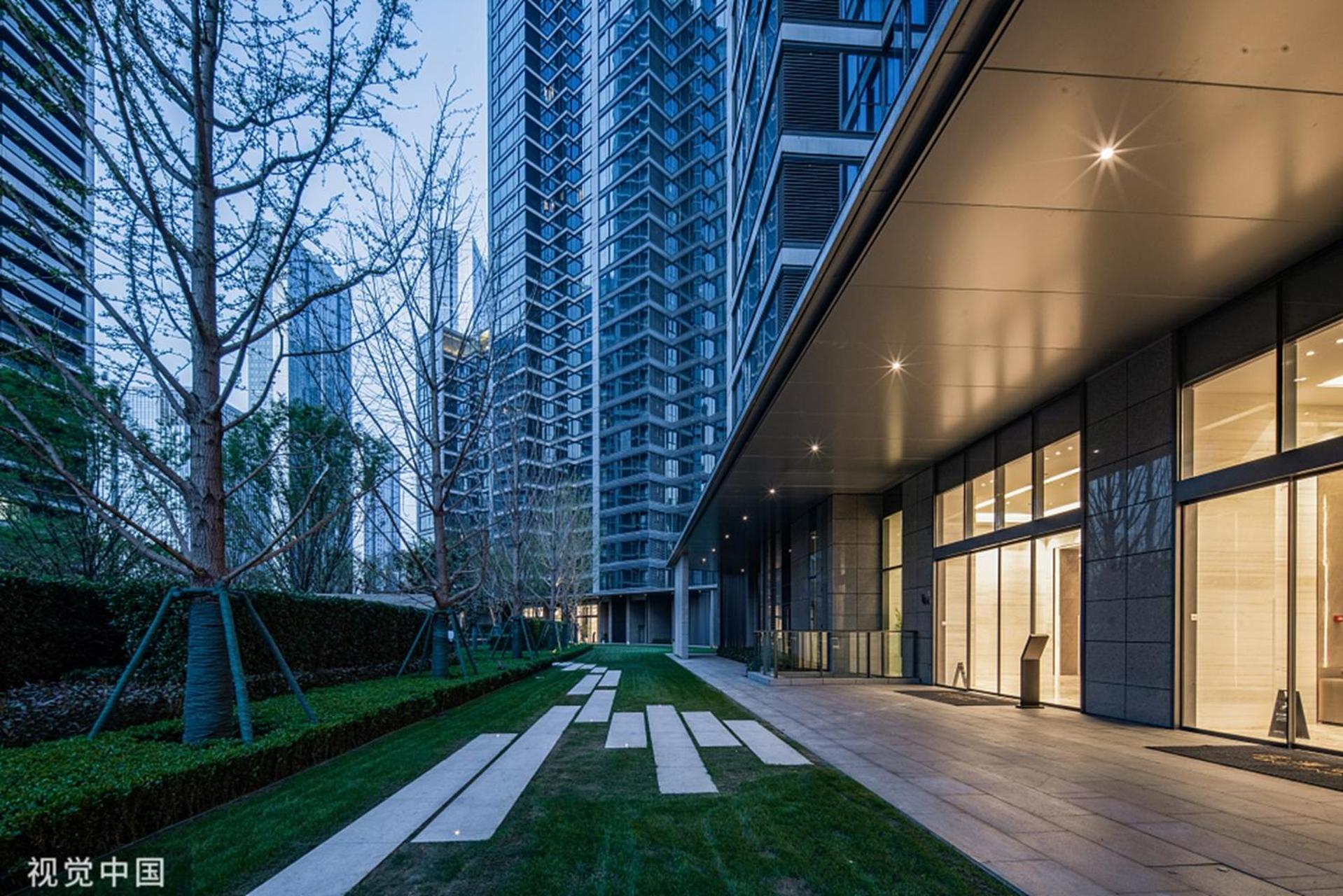 Apartment Ehub - Wukang Building 3bedroom In Bustling Commercial Area, 10m Away From Subway *
