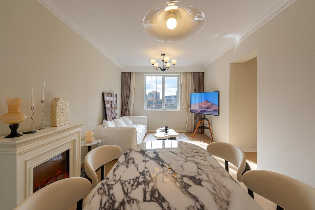 Ehub - Wukang Building 3bedroom In Bustling Commercial Area, 10m Away From Subway Apartment Shanghai