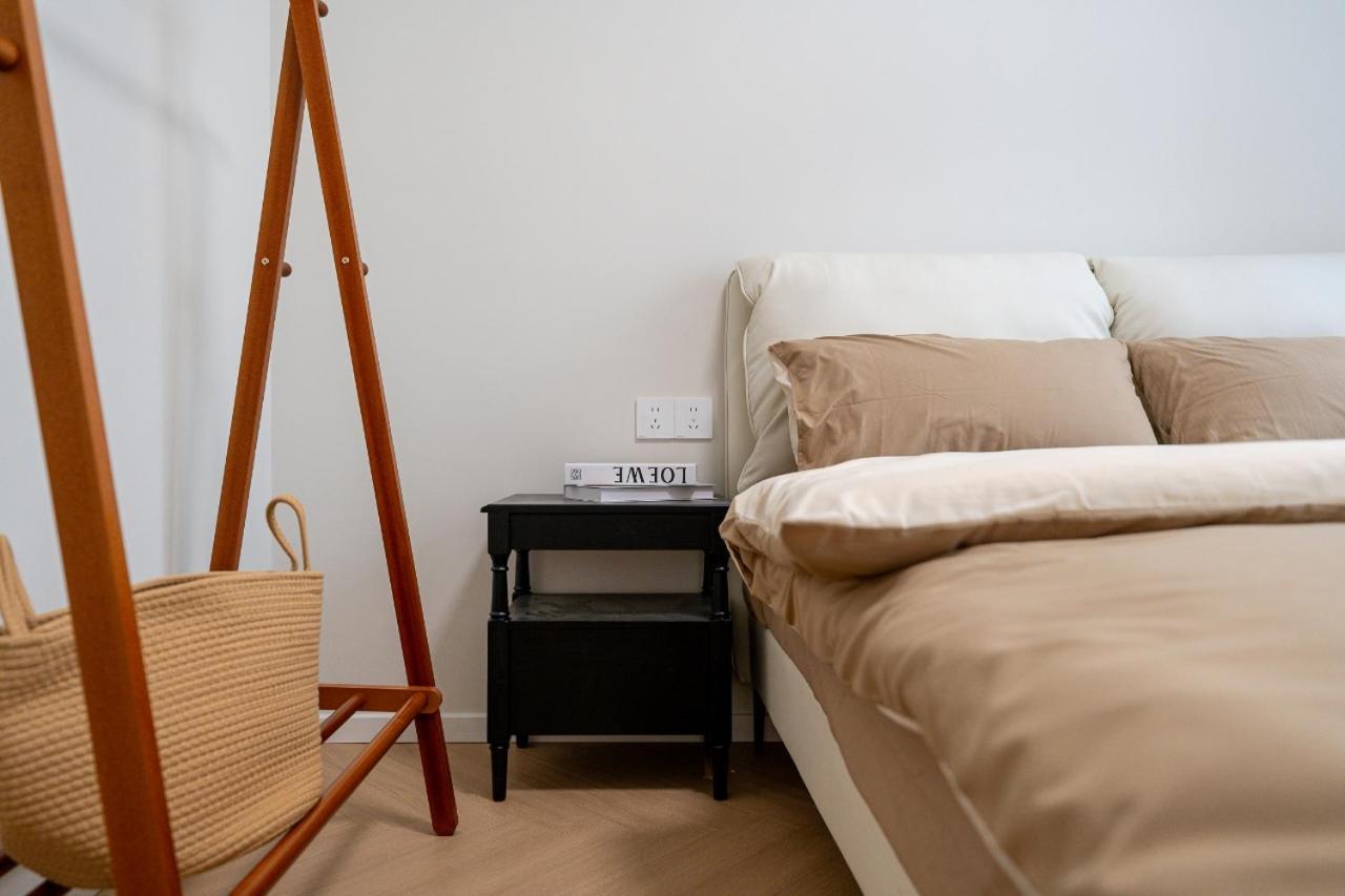 Ehub - Wukang Building 3bedroom In Bustling Commercial Area, 10m Away From Subway Shanghai
