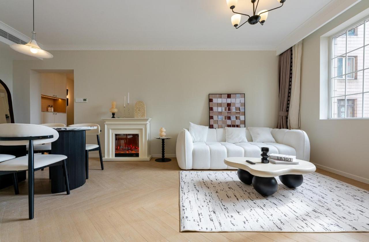 Ehub - Wukang Building 3bedroom In Bustling Commercial Area, 10m Away From Subway Apartment
