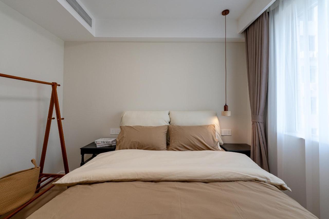 Ehub - Wukang Building 3bedroom In Bustling Commercial Area, 10m Away From Subway Apartment Shanghai